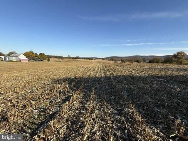 1566 YORK RD, Carlisle, PA 17015