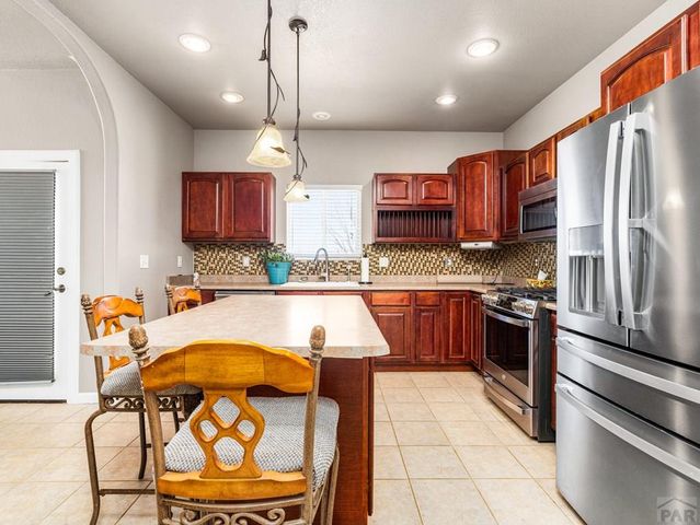 43948 Hunsaker Rd, Avondale, CO 81022