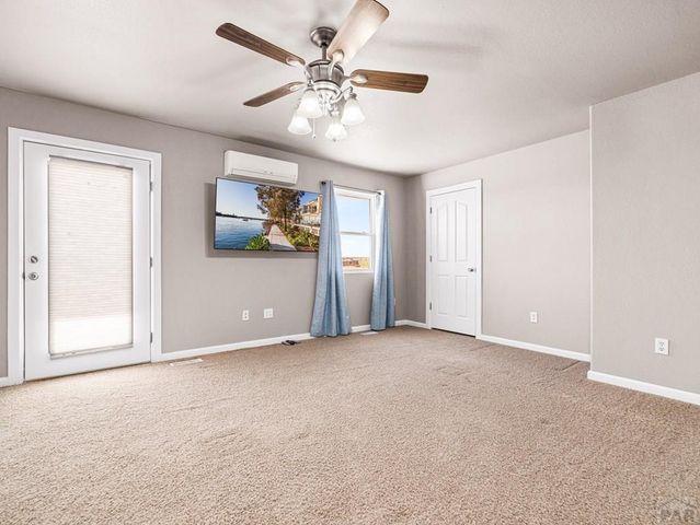 43948 Hunsaker Rd, Avondale, CO 81022
