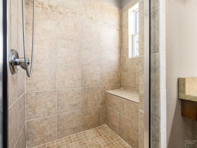 43948 Hunsaker Rd, Avondale, CO 81022
