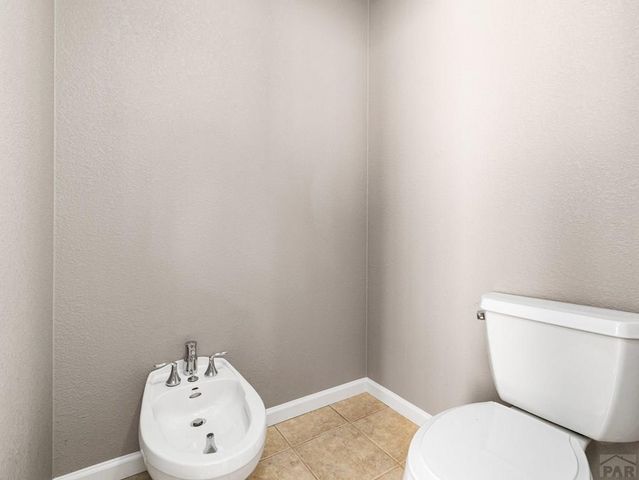 43948 Hunsaker Rd, Avondale, CO 81022