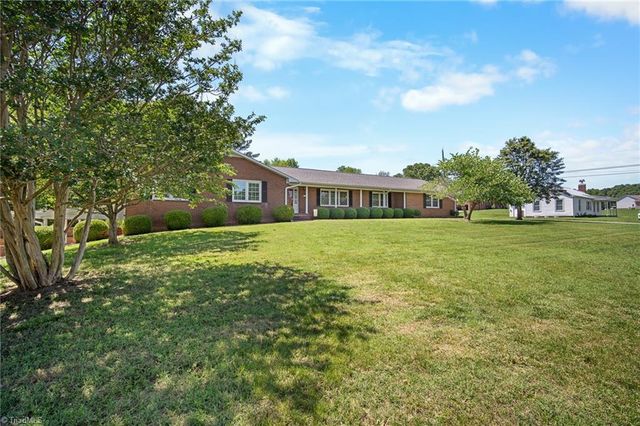 533 Rockway Drive, Lexington, NC 27295
