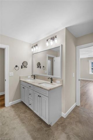 533 Rockway Drive, Lexington, NC 27295
