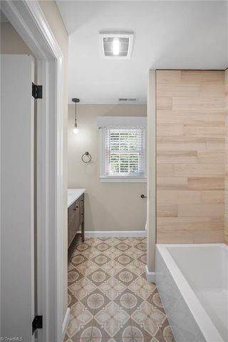 533 Rockway Drive, Lexington, NC 27295