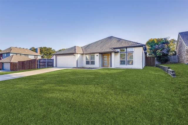 2405 Warwick Avenue, Flower Mound, TX 75028