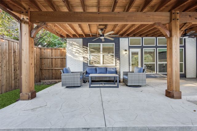 2405 Warwick Avenue, Flower Mound, TX 75028
