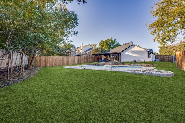 2405 Warwick Avenue, Flower Mound, TX 75028