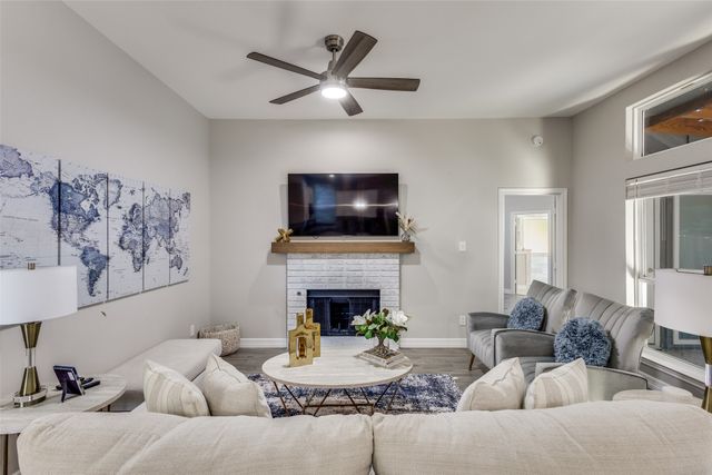 2405 Warwick Avenue, Flower Mound, TX 75028
