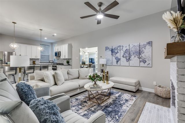 2405 Warwick Avenue, Flower Mound, TX 75028