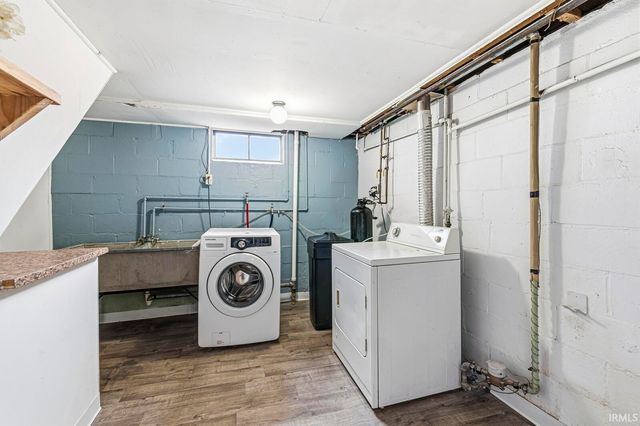 102 Helen Avenue, Mishawaka, IN 46544