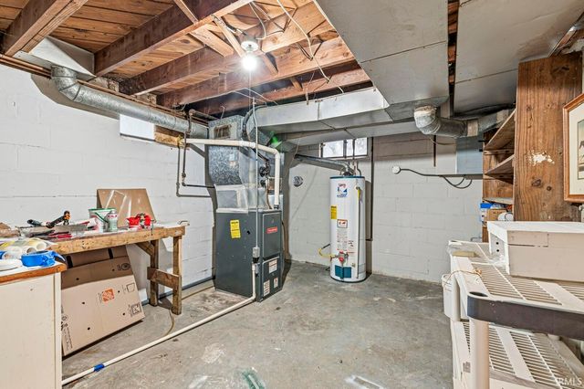 102 Helen Avenue, Mishawaka, IN 46544