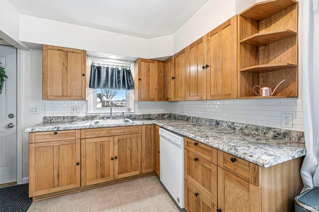 102 Helen Avenue, Mishawaka, IN 46544