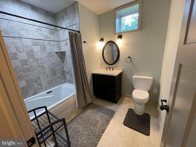 99 BLUFF MTN RD, Madison, VA 22727