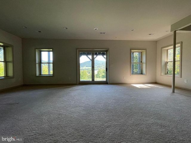 99 BLUFF MTN RD, Madison, VA 22727