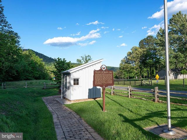 99 BLUFF MTN RD, Madison, VA 22727