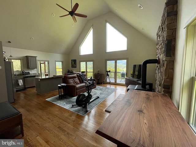 99 BLUFF MTN RD, Madison, VA 22727
