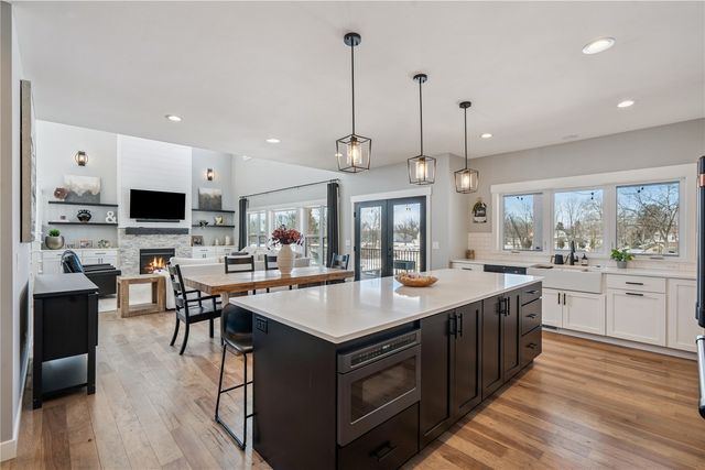 9267 Feather Ridge Pass, Cedar Rapids, IA 52411