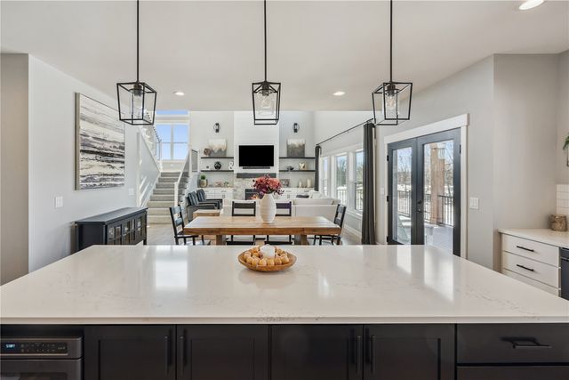 9267 Feather Ridge Pass, Cedar Rapids, IA 52411