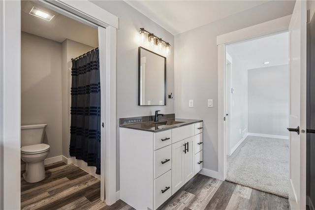 9267 Feather Ridge Pass, Cedar Rapids, IA 52411