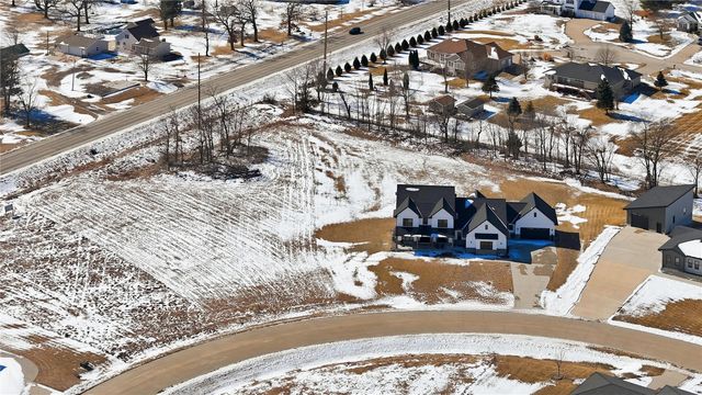 9267 Feather Ridge Pass, Cedar Rapids, IA 52411