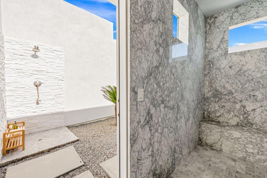 Image 31 of property listing at 29 Topaz Court, Rancho Mirage, CA 92270