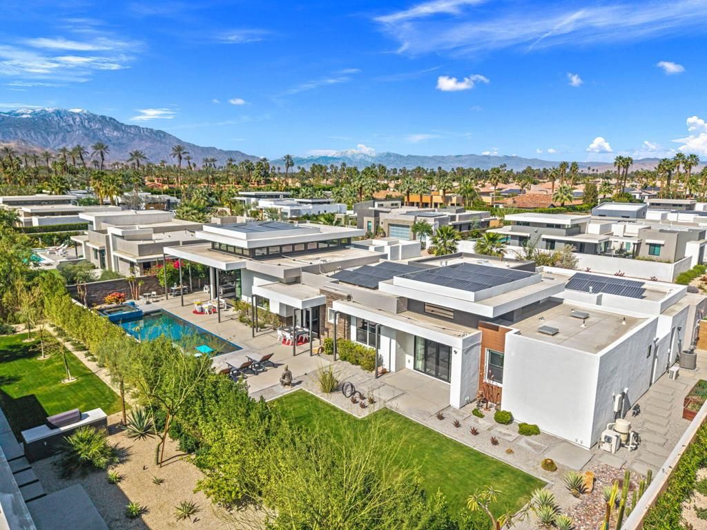 Image 51 of property listing at 29 Topaz Court, Rancho Mirage, CA 92270