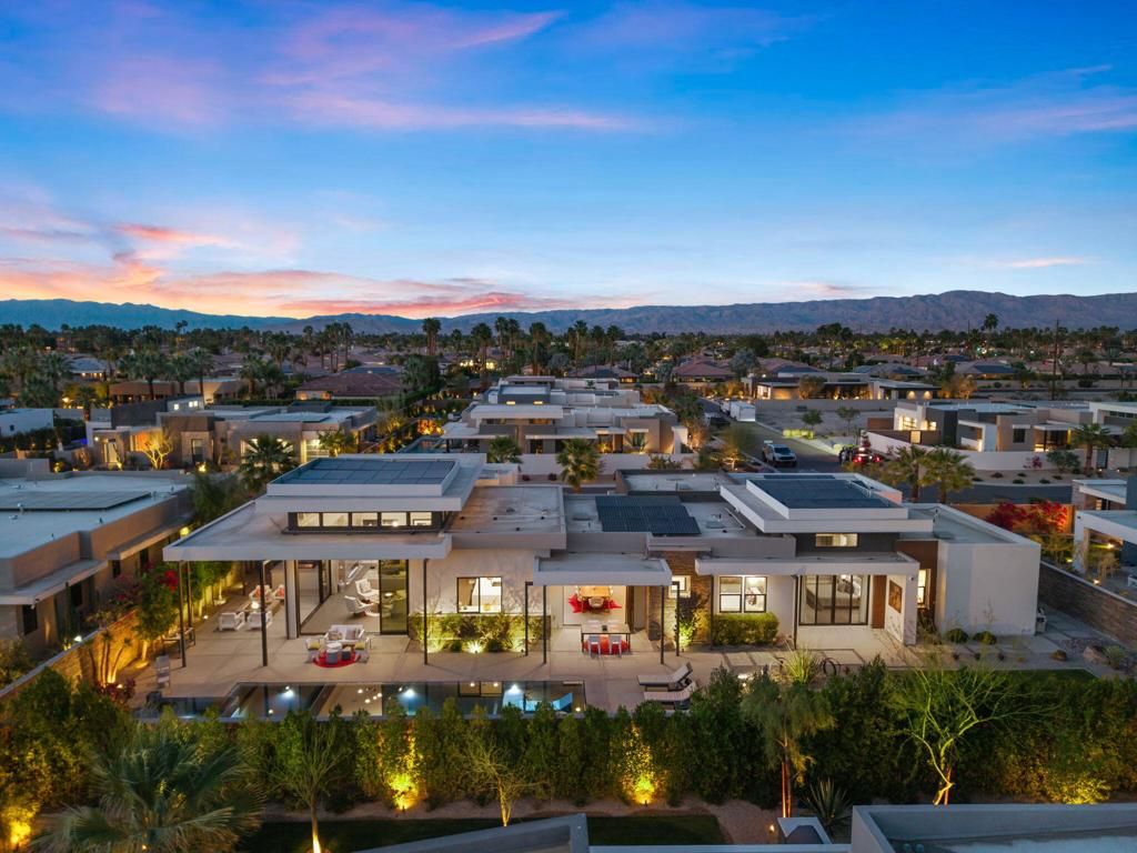 Image 68 of property listing at 29 Topaz Court, Rancho Mirage, CA 92270