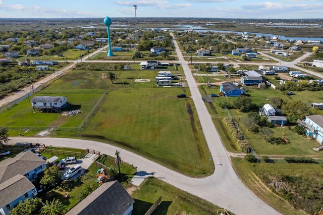 4531 Mallard Street, Hitchcock, TX 77563