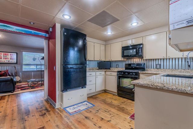 820 Newtown Street, Medford, OR 97501