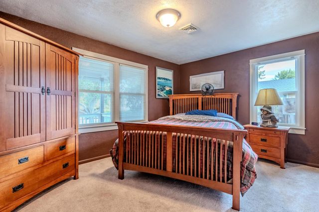 820 Newtown Street, Medford, OR 97501