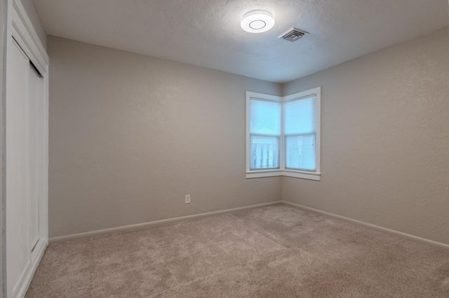 820 Newtown Street, Medford, OR 97501