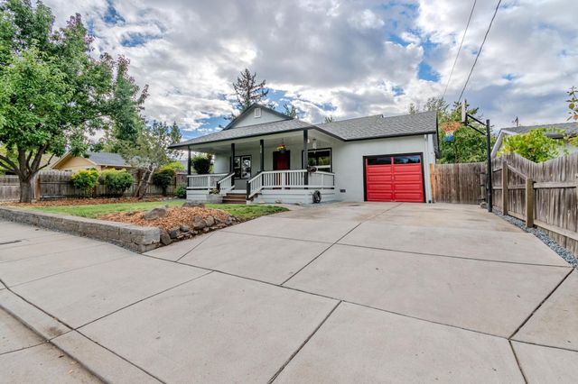 820 Newtown Street, Medford, OR 97501