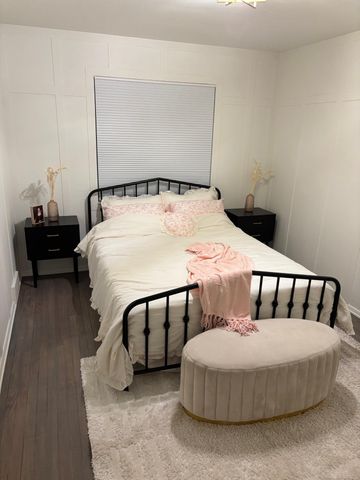 23301 Edsel Ford Court, Saint Clair Shores, MI 48080