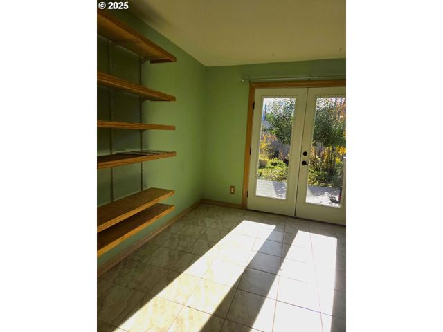 212 Nw 5th Ave, John Day, OR 97845