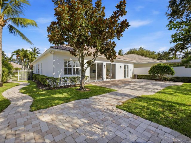 3225 Ushant Court, Wellington, FL 33414