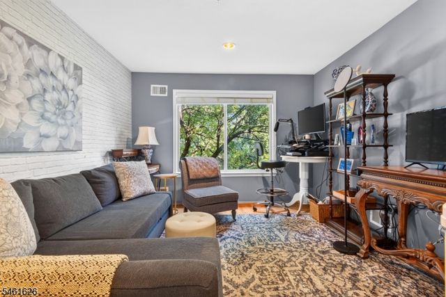 77 Larkin Cir, West Orange Twp., NJ 07052