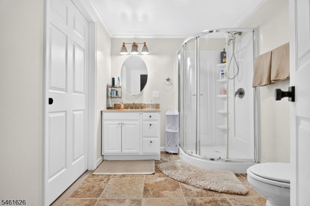 77 Larkin Cir, West Orange Twp., NJ 07052