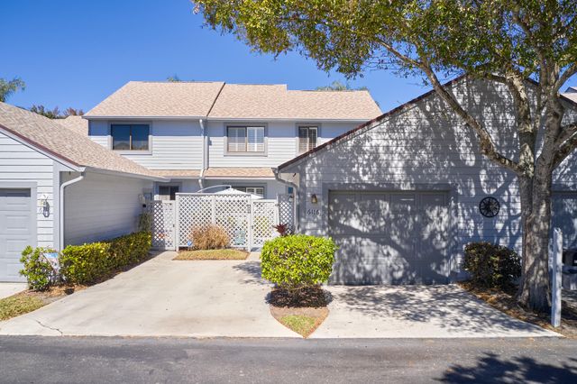 6116 SE Georgetown Place, Hobe Sound, FL 33455