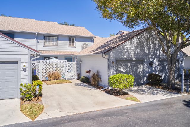 6116 SE Georgetown Place, Hobe Sound, FL 33455