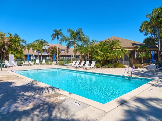 6116 SE Georgetown Place, Hobe Sound, FL 33455