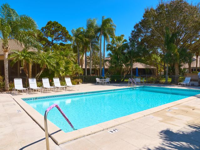 6116 SE Georgetown Place, Hobe Sound, FL 33455
