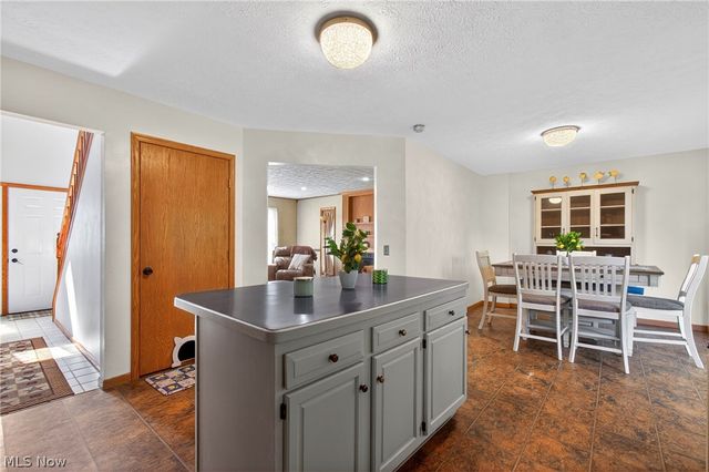 1741 Wales Road NE, Massillon, OH 44646