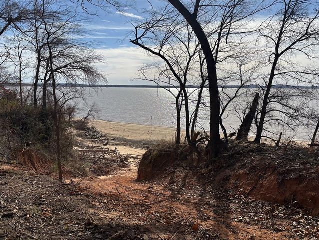 008 Summer Lane, Eufaula, OK 74432