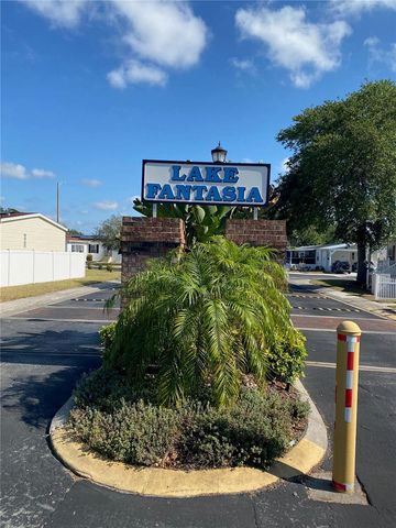 8330 FANTASIA PARK WAY, Riverview, FL 33578