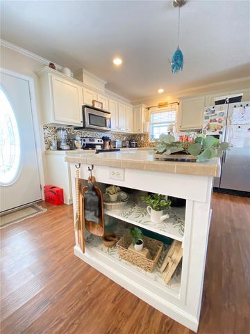8330 FANTASIA PARK WAY, Riverview, FL 33578