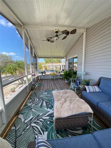 8330 FANTASIA PARK WAY, Riverview, FL 33578
