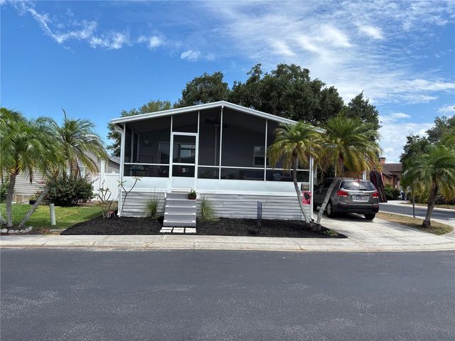 8330 FANTASIA PARK WAY, Riverview, FL 33578