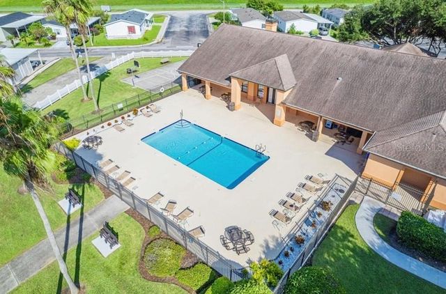 8330 FANTASIA PARK WAY, Riverview, FL 33578