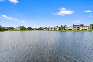 900 COLONY POINT Circle 511, Pembroke Pines, FL 33026