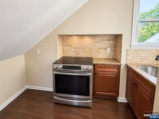 27 High Street 2, Ridgewood, NJ 07450
